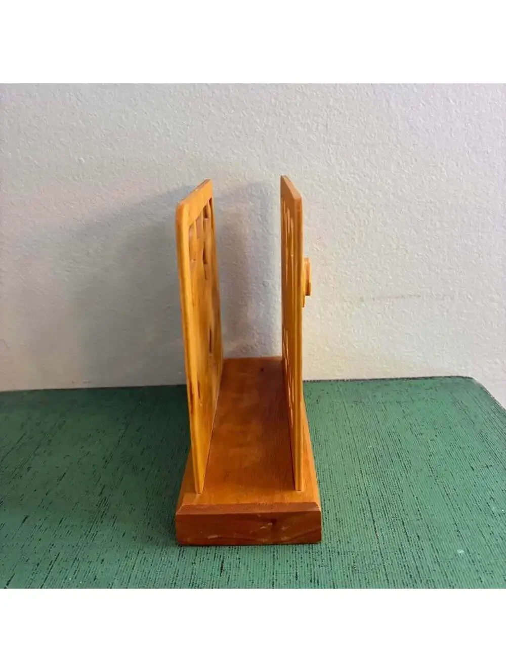 Vintage Handmade Scroll Saw Wooden Pig Napkin Holder Country Farmhouse Folk Art